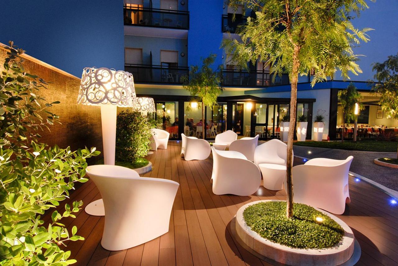 Continental Hotel 3*