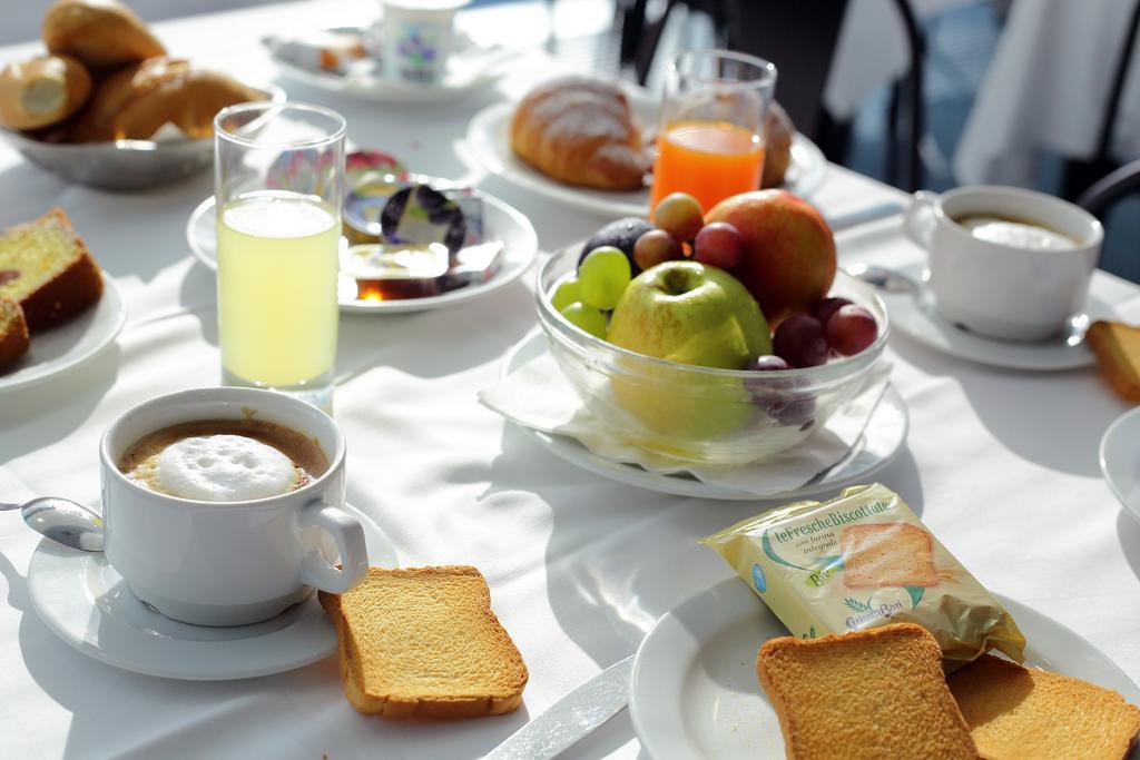 Continental Hotel 3*
